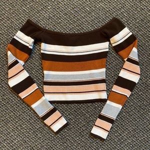 FashionNova Long sleeve crop top